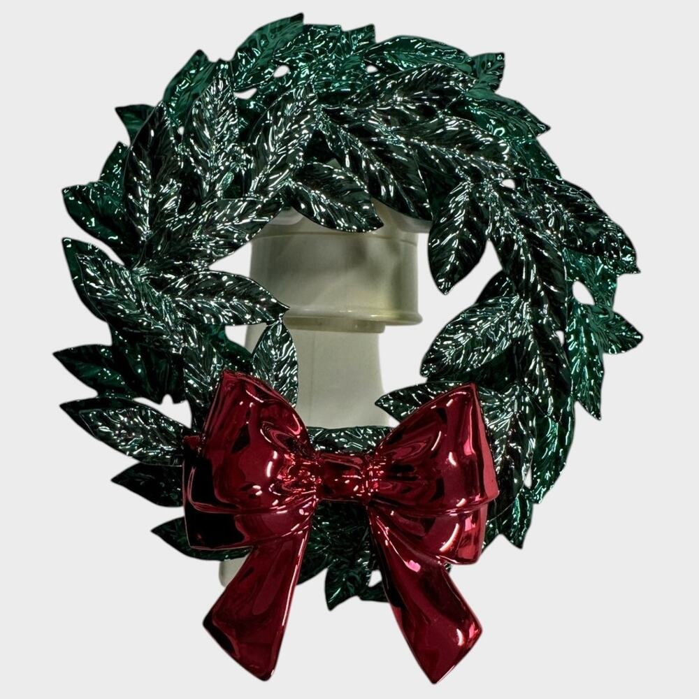 Bath and Body Works Christmas Wreath Wallflower Plug In